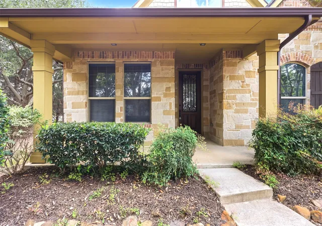 Photo 3 of Single family home for sale at 8601 Gracewood Dr, Mc Kinney, TX 75070 | MLS# 21274647 | Listing updated on 2026-10-07