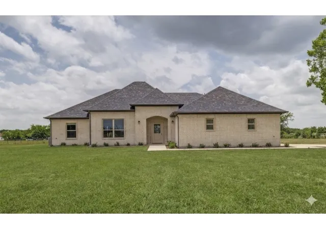 Photo 2 of Single family home for sale at 3712 County Road 1102, Celeste, TX 75423 | MLS# 21277297 | Listing updated on 2026-08-26