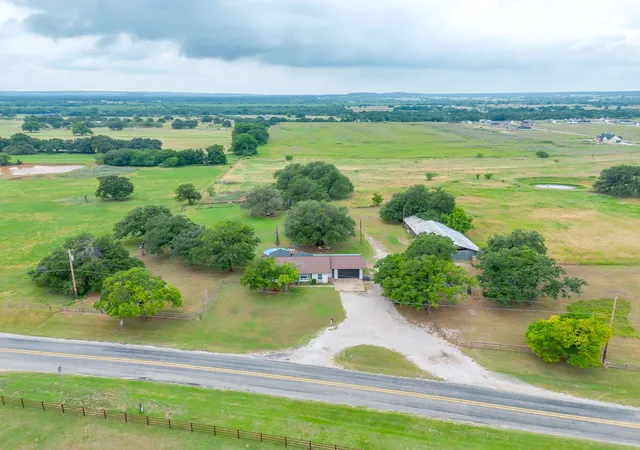 Homes for sale in Lipan, TX | 300 S Caddo St, Lipan, TX 76462 | MLS# 21274203