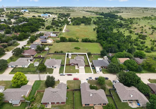 Photo 3 of Single family home for sale at 603 Rolling Hills Dr, Aledo, TX 76008 | MLS# 21279165 | Listing updated on 2026-08-26