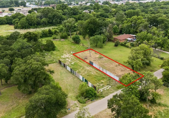Photo 1 of Land for sale at 2411 Tally Ho Ln, Dallas, TX 75212 | MLS# 21274862 | Listing updated on 2026-08-19