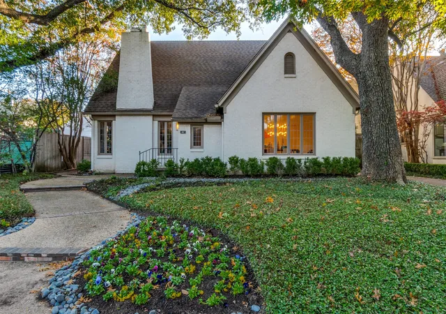 Homes for sale in Highland Park, TX | 4557 Lorraine Ave, Highland Park, TX 75205 | MLS# 21279129