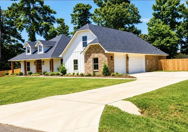 2nd image of 209 Marble Pl, Haughton, LA 71037 | MLS# 21279257