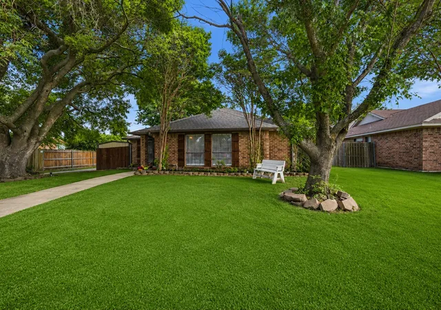 Homes for sale in Rowlett, TX | 7808 Cornell Dr, Rowlett, TX 75088 | MLS# 21279259