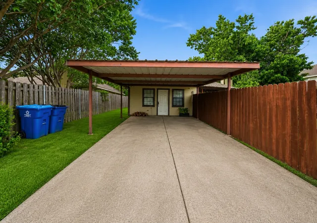 Homes for sale in Rowlett, TX | 7808 Cornell Dr, Rowlett, TX 75088 | MLS# 21279259