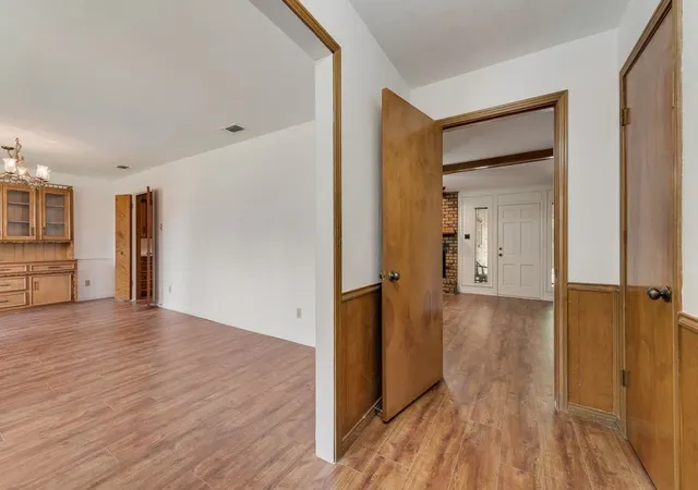 Photo 2 of Single family home for sale at 135 S Capri Dr, Duncanville, TX 75116 | MLS# 21276074 | Listing updated on 2026-07-15