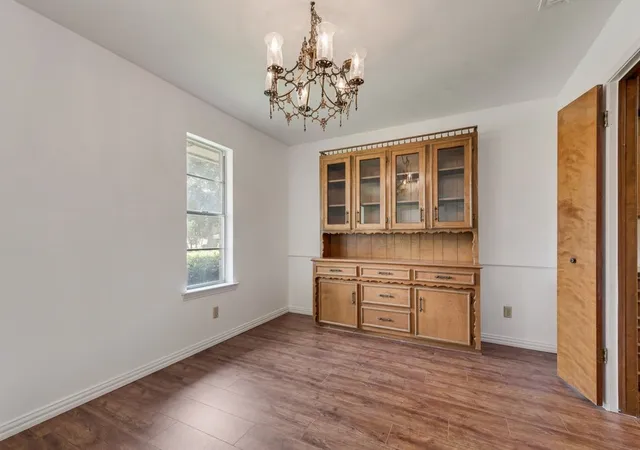 Photo 4 of Single family home for sale at 135 S Capri Dr, Duncanville, TX 75116 | MLS# 21276074 | Listing updated on 2026-07-15
