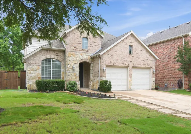 2nd image of 1411 Golf Club Dr, Lantana, TX 76226 | MLS# 21274701