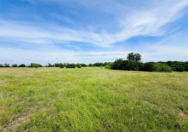 Homes for sale in Mc Gregor, TX | 372 County Road 340, Mc Gregor, TX 76657 | MLS# 21279310