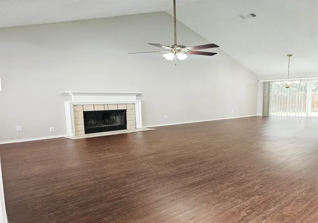 3rd image of 3921 Huckleberry Dr, Fort Worth, TX 76137 | MLS# 21277250