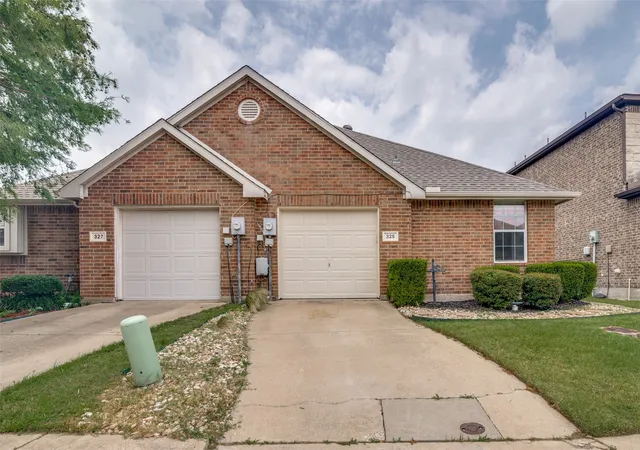 Homes for sale in Wylie, TX | 325 Austin Ave, Wylie, TX 75098 | MLS# 21279093