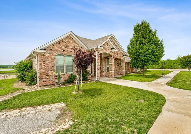 Photo 2 of Single family home for sale at 651 Comanche Lake Rd, Comanche, TX 76442 | MLS# 21276772 | Listing updated on 2026-09-18