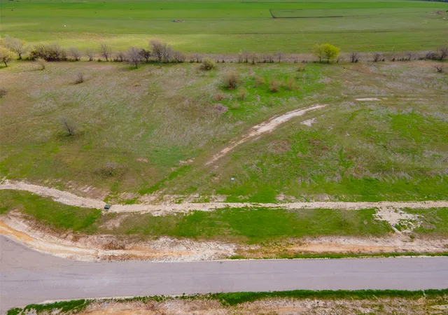 Photo 3 of Land for sale at Lt 60 Longview Creek Trl, Itasca, TX 76055 | MLS# 21270119 | Listing updated on 2026-07-16