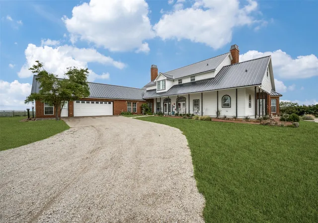 Single family home for sale at 2094 Fm 1288 S, Bellevue, TX 76228 | MLS# 21273855 | Listing updated on 2026-08-03
