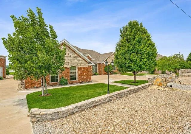 Photo 1 of Single family home for sale at 641 Comanche Lake Rd, Comanche, TX 76442 | MLS# 21276686 | Listing updated on 2026-09-18