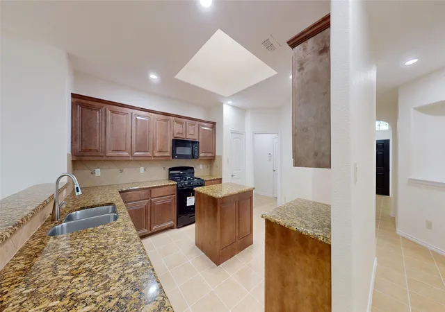 Photo 2 of Sale Pending at 15817 Carlton Oaks Dr, Fort Worth, TX 76177 | MLS# 21279265 | Listing updated on 2026-08-31