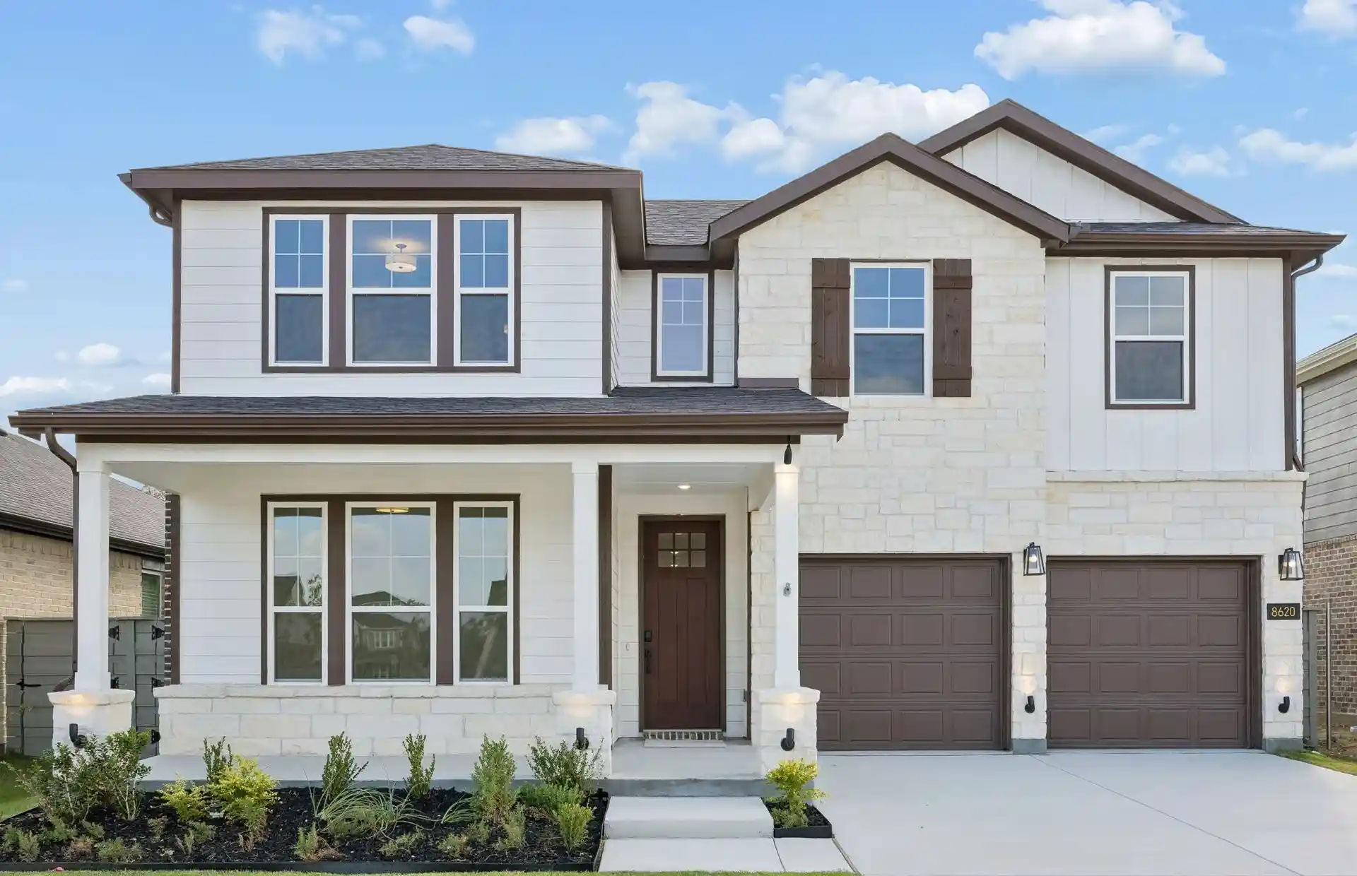 Photo 1 of Single family home for sale at 8620 Bur Oak Dr, Justin, TX 76247 | MLS# 21279461 | Listing updated on 2026-10-25