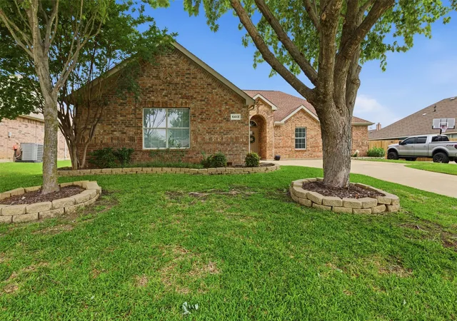 Homes for sale in Midlothian, TX | 6413 Morning Dew Dr, Midlothian, TX 76065 | MLS# 21276078