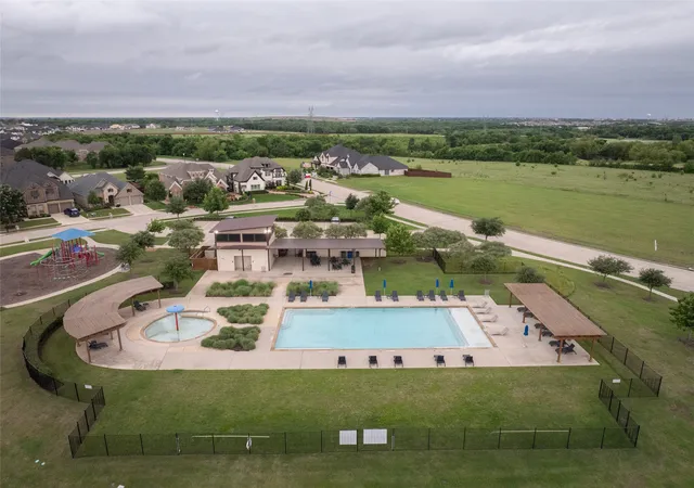 Photo 3 of Single family home for sale at 338 Sagemeadow Rd, Wylie, TX 75098 | MLS# 21256063 | Listing updated on 2026-08-03