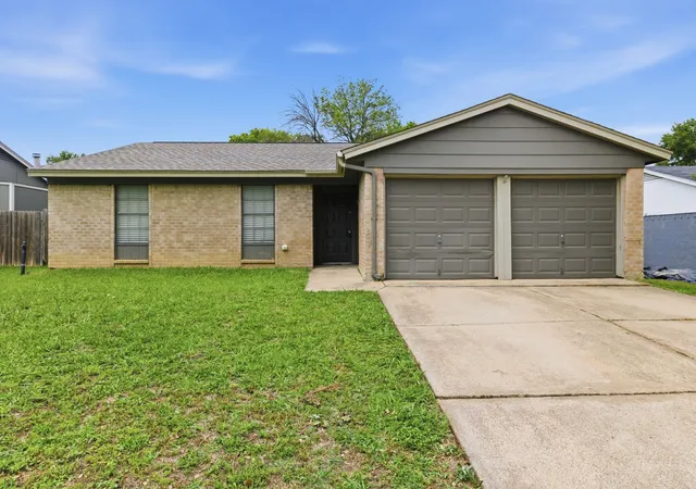 Homes for sale in Haltom City, TX | 5725 Macneill Dr, Haltom City, TX 76148 | MLS# 21279301