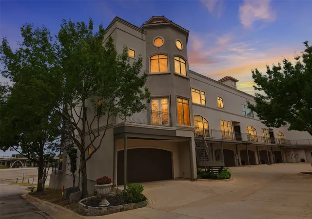 1st image of 410 Mills St, Fort Worth, TX 76102 | MLS# 21278720