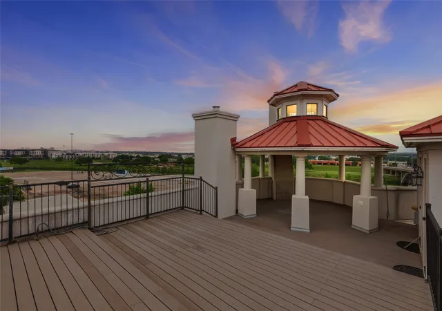 2nd image of 410 Mills St, Fort Worth, TX 76102 | MLS# 21278720