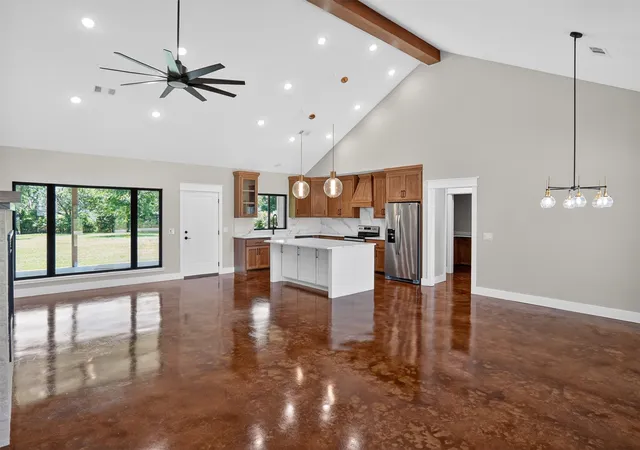 Photo 3 of Single family home for sale at 5040 Fm 195, Paris, TX 75462 | MLS# 21274379 | Listing updated on 2026-07-07