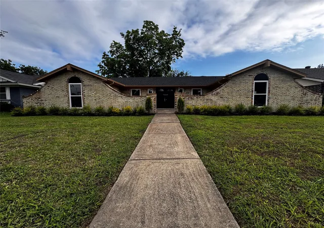 Photo 1 of Single family home for sale at 1826 Melrose St, Garland, TX 75042 | MLS# 21199580 | Listing updated on 2026-07-08
