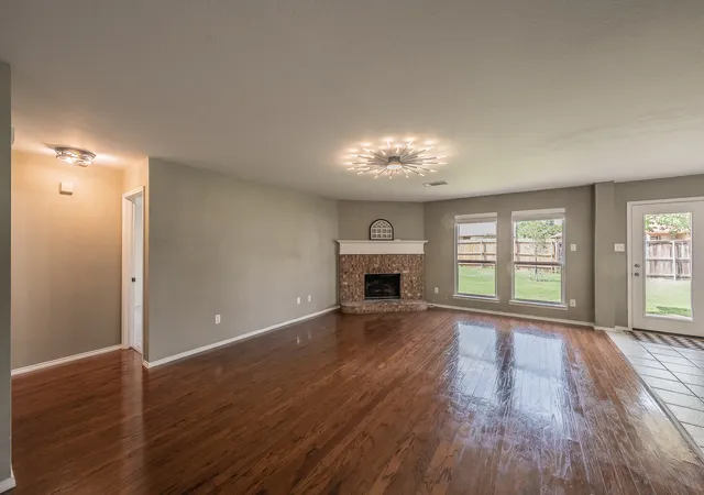 Photo 2 of Single family home for sale at 108 Tripp Trl, Denton, TX 76207 | MLS# 21276636 | Listing updated on 2026-08-20