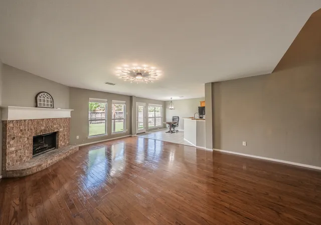 Photo 3 of Single family home for sale at 108 Tripp Trl, Denton, TX 76207 | MLS# 21276636 | Listing updated on 2026-08-20