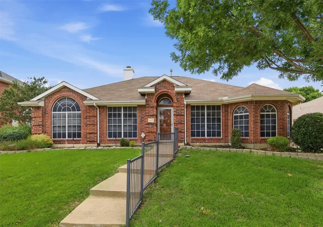 4th image of 3611 Cedar Creek Ln, Sachse, TX 75048 | MLS# 21279508