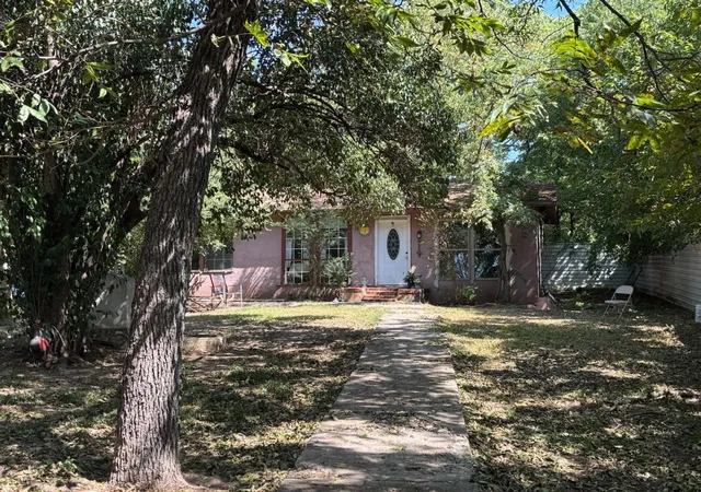 Photo 4 of Land for sale at 438 Mclean Ave, Dallas, TX 75211 | MLS# 21279603 | Listing updated on 2026-08-30