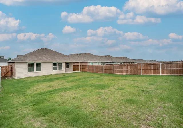 Photo 26 of Single family home for sale at 608 Breckenridge Park Dr, Alvarado, TX 76009 | MLS# 21278175 | Listing updated on 2026-10-07
