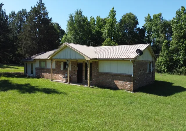 Photo 2 of Single family home for sale at 2388 County Road 4455, Bivins, TX 75555 | MLS# 21279621 | Listing updated on 2026-08-28