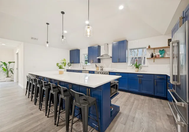 Photo 3 of Single family home for sale at 10349 Carry Back Cir, Dallas, TX 75229 | MLS# 21279274 | Listing updated on 2026-08-26