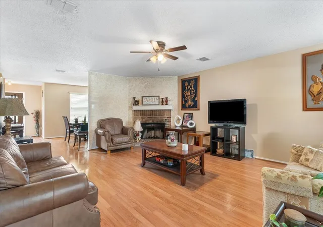 Homes for sale in Cedar Hill, TX | 1298 Longleaf Dr, Cedar Hill, TX 75104 | MLS# 21279629