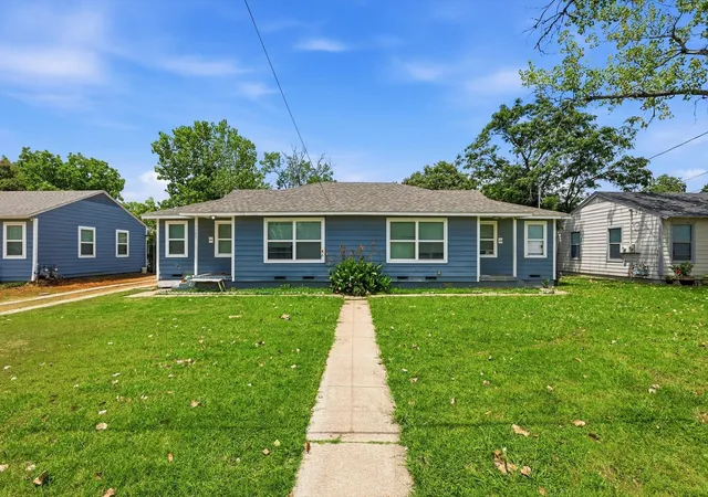Photo 2 of Single family home for sale at 1307 Stone Dr, Irving, TX 75061 | MLS# 21279655 | Listing updated on 2026-07-28