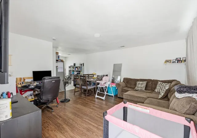 Photo 3 of Single family home for sale at 1307 Stone Dr, Irving, TX 75061 | MLS# 21279655 | Listing updated on 2026-07-28