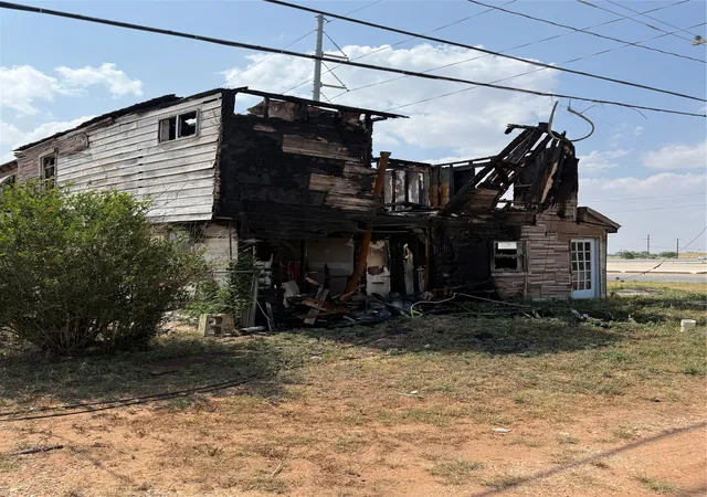 Photo 4 of Single family home for sale at 201 Commercial Ave, Anson, TX 79501 | MLS# 21274680 | Listing updated on 2026-07-28