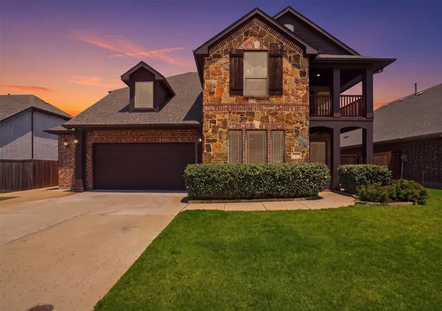 Homes for sale in Justin, TX | 1122 Alderwood Dr, Justin, TX 76247 | MLS# 21279672