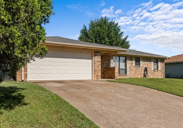 Homes for sale in Denison, TX | 2022 Jerry Ave, Denison, TX 75020 | MLS# 21277760