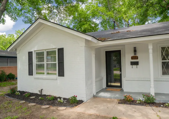 Photo 2 of Single family home for sale at 5808 Wales Ave, Fort Worth, TX 76133 | MLS# 21279700 | Listing updated on 2026-07-15