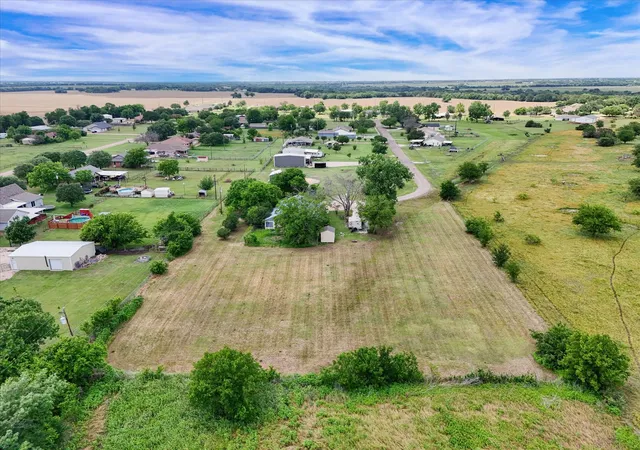 Photo 1 of Single family home for sale at 338 Shelly Ln, Woodway, TX 76712 | MLS# 21278634 | Listing updated on 2026-07-27