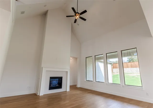 Photo 2 of Single family home for sale at 10021 Cresent Dr, Aubrey, TX 76227 | MLS# 21275353 | Listing updated on 2026-10-05