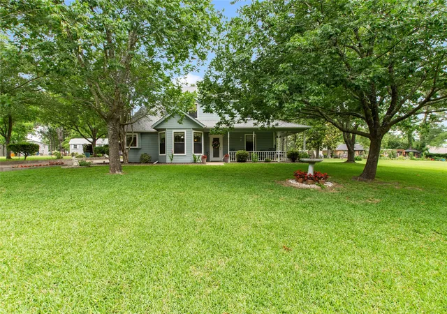 Homes for sale in Trinidad, TX | 455 Stirrup Ranch Rd, Trinidad, TX 75163 | MLS# 21274360
