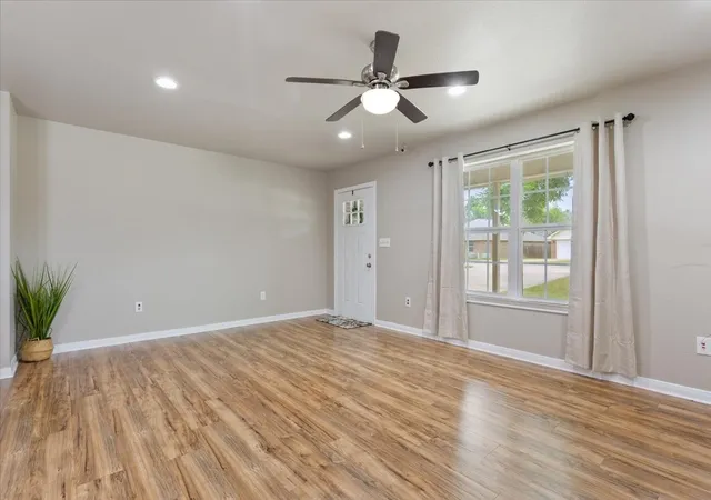 Homes for sale in Lacy Lakeview, TX | 605 Powers St, Lacy Lakeview, TX 76705 | MLS# 21279731