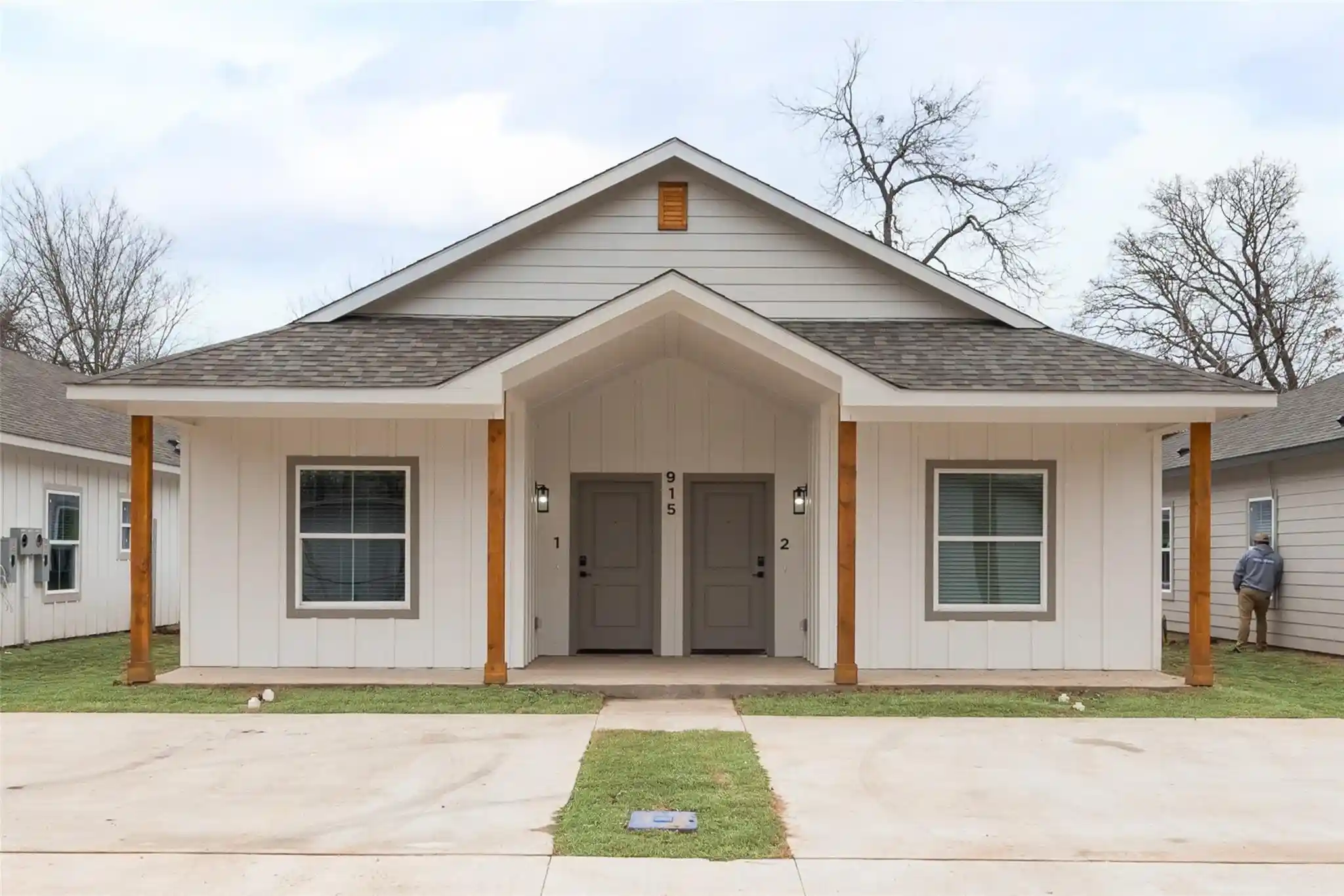 Photo 1 of Multi family home for sale at 1807 Franklin Ave, Bonham, TX 75418 | MLS# 21279322 | Listing updated on 2026-05-23