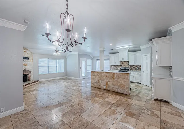 Photo 4 of Single family home for sale at 8220 Mossberg Dr, Arlington, TX 76002 | MLS# 21279751 | Listing updated on 2026-08-03