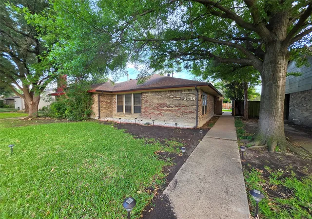 Homes for sale in Dallas, TX | 3038 Modella Ave, Dallas, TX 75229 | MLS# 21278682