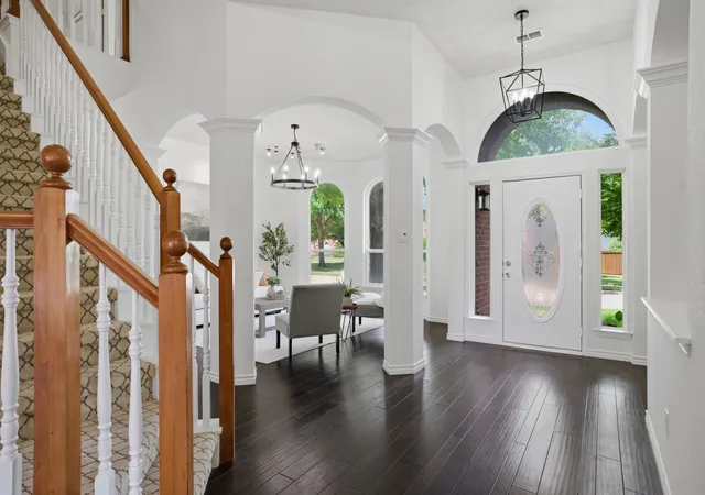 Photo 3 of Single family home for sale at 2302 Sherbrooke Ln, Mc Kinney, TX 75070 | MLS# 21271638 | Listing updated on 2026-08-03